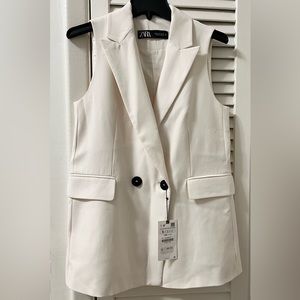 Zara Sleeveless Jacket/Vest